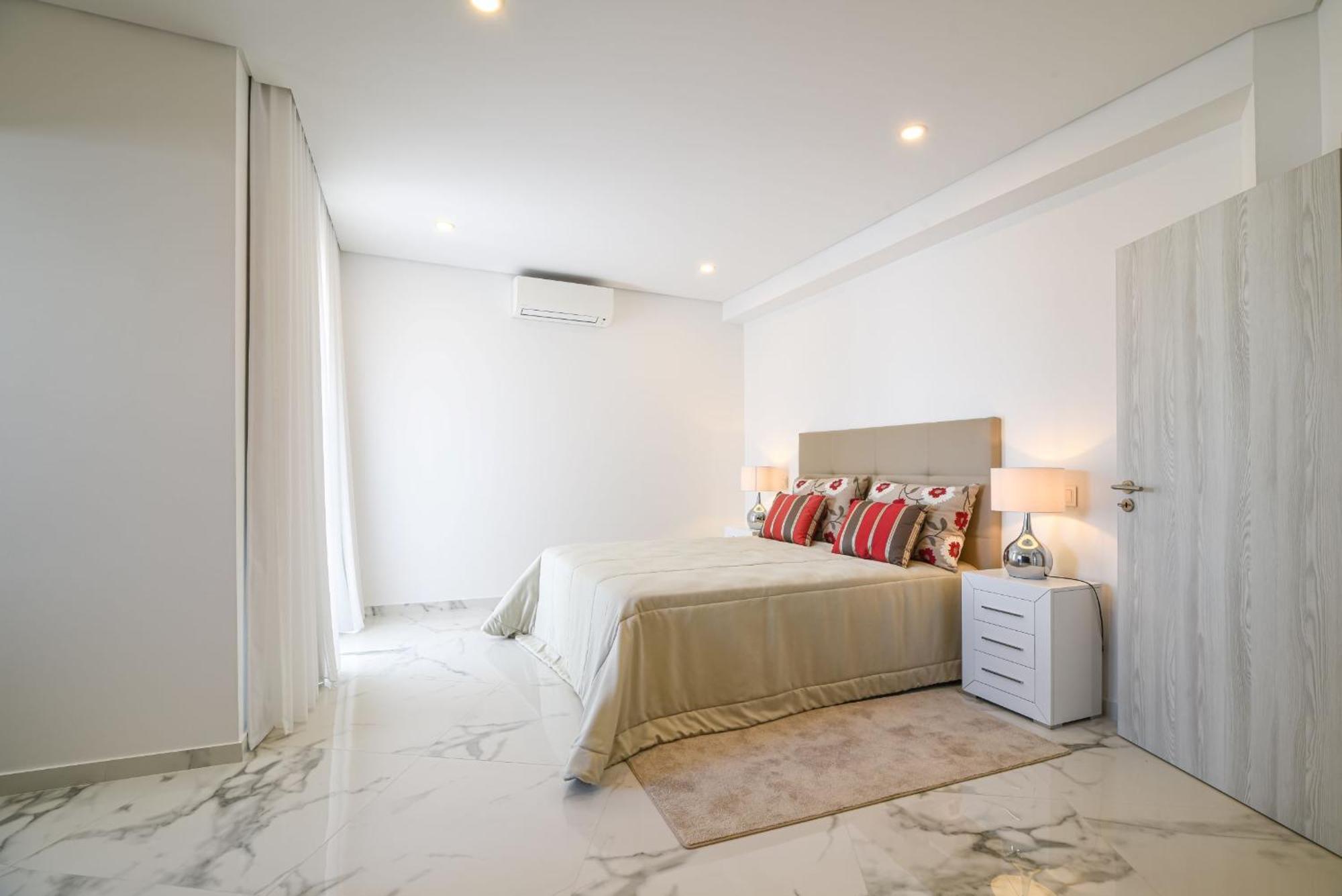 The Penthouse In Praia Da Rocha Portimao Exterior photo