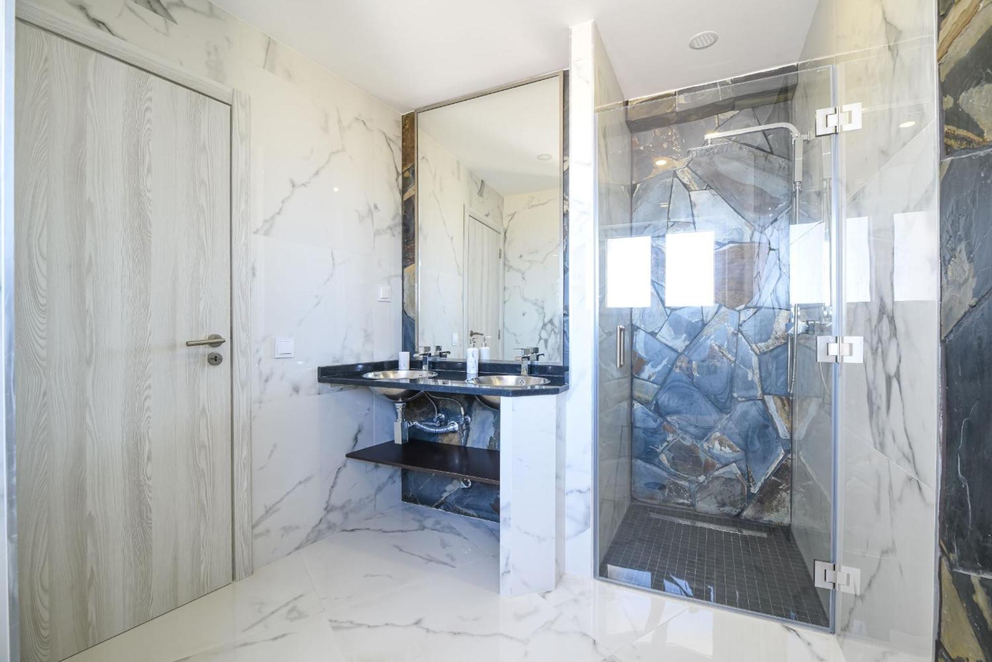 The Penthouse In Praia Da Rocha Portimao Exterior photo