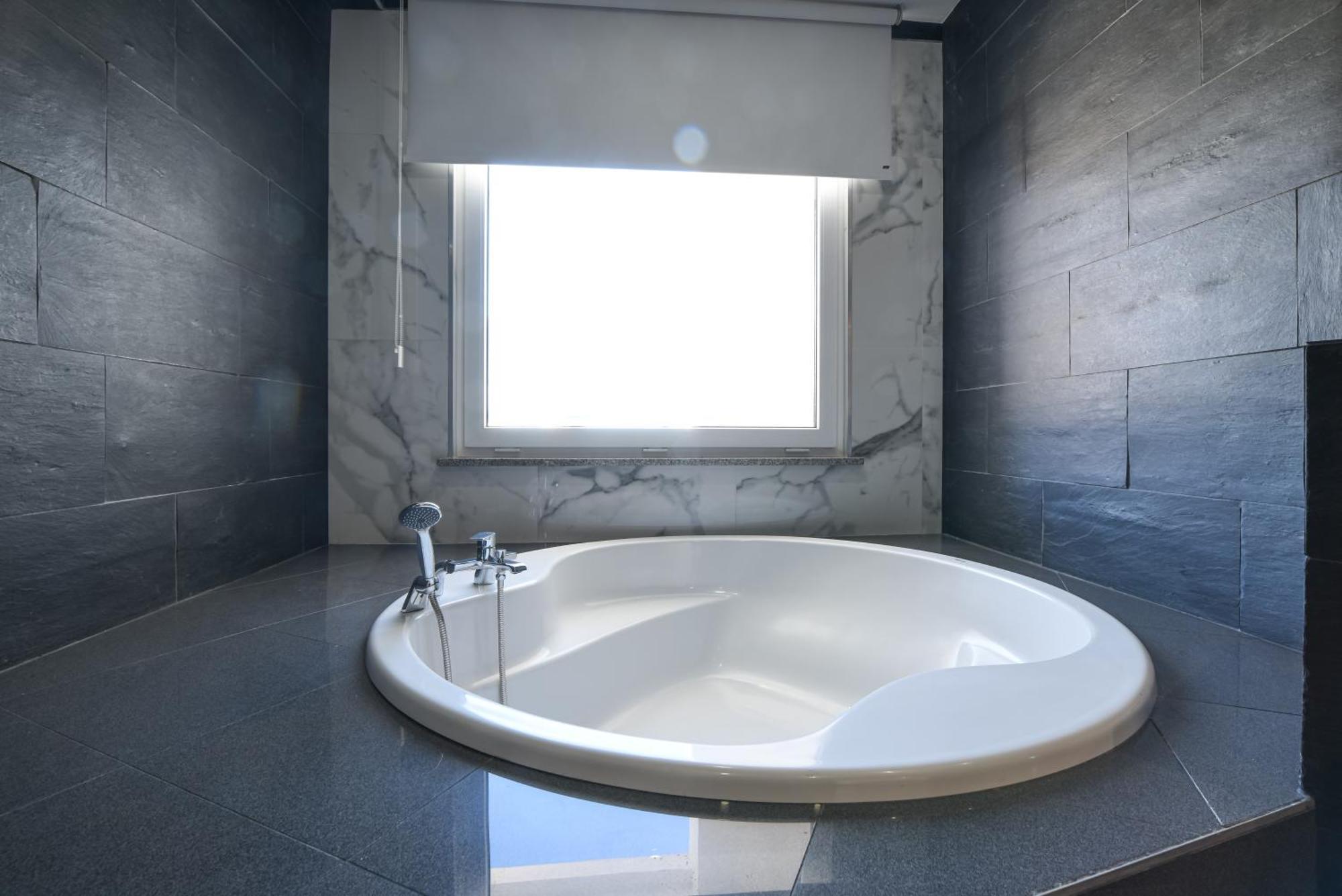 The Penthouse In Praia Da Rocha Portimao Exterior photo