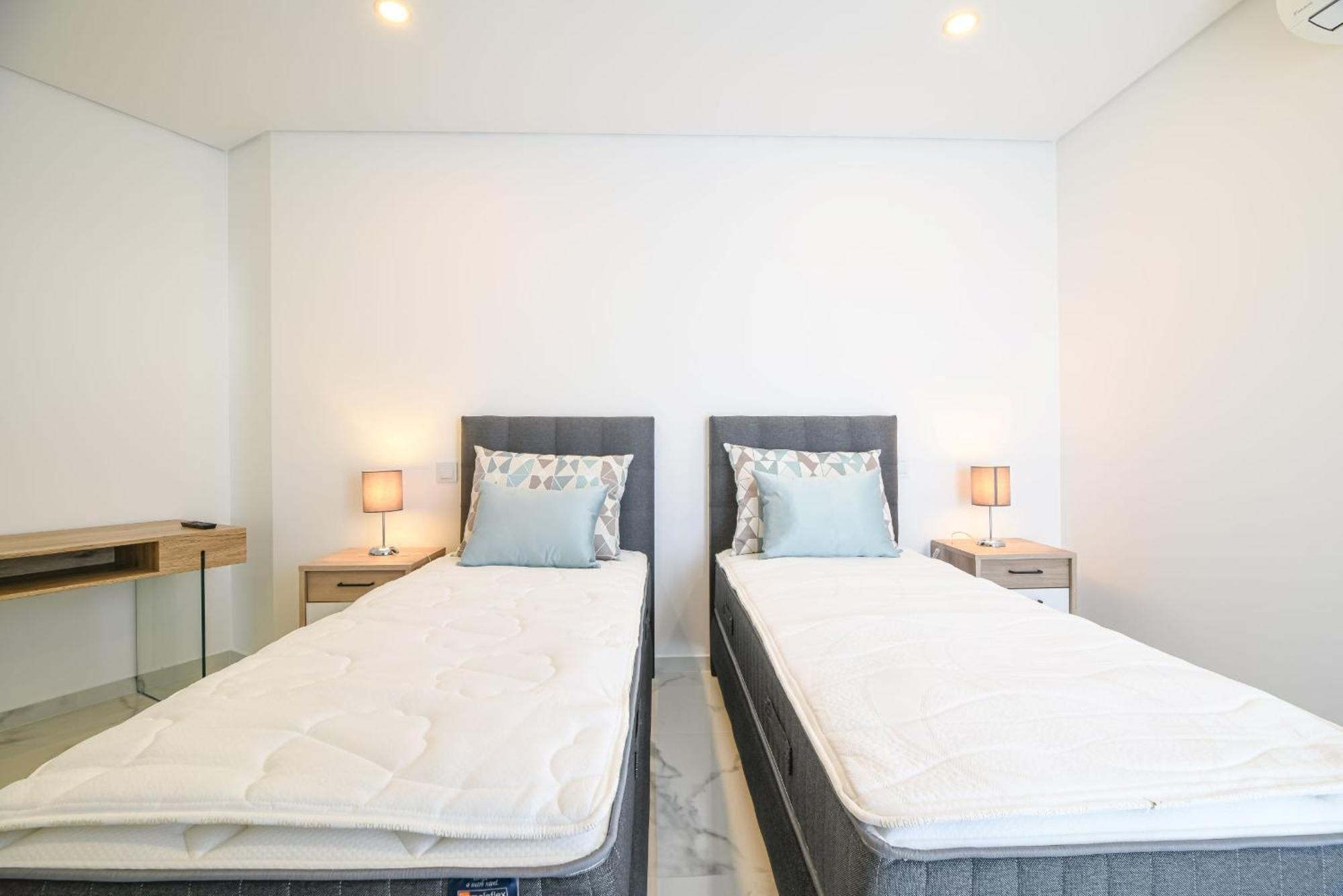 The Penthouse In Praia Da Rocha Portimao Exterior photo
